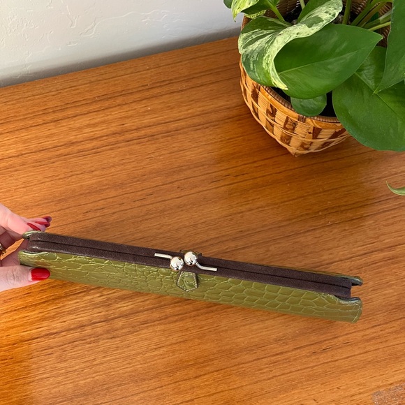 Vintage Green Crocodile and Brown Suede Clutch Purse Faux Leather Handbag - Picture 5 of 8